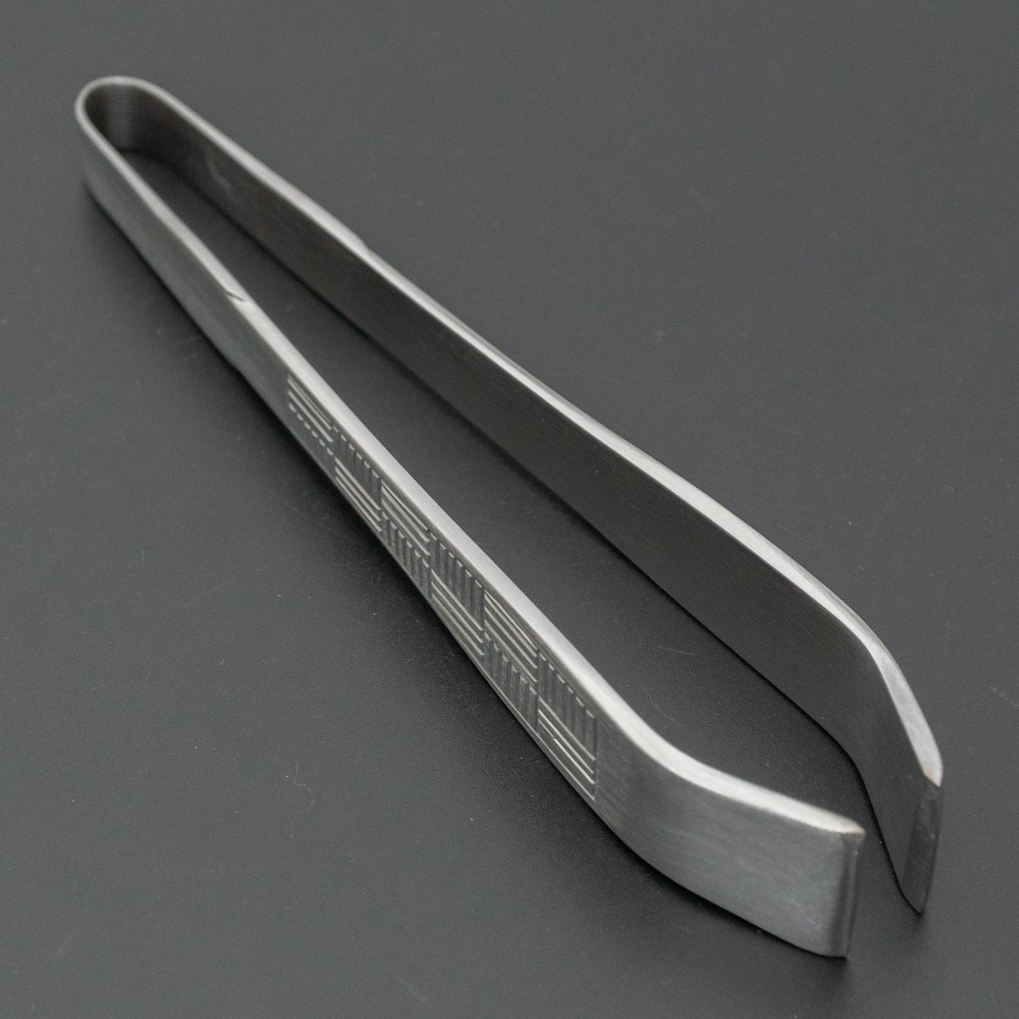 Hitohira Large Fish Tweezer - HITOHIRA