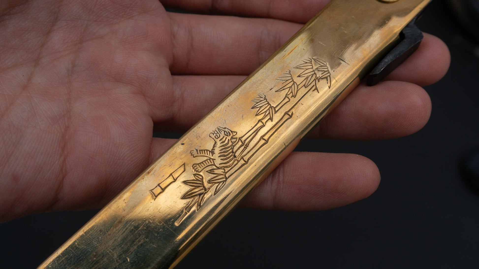 Higonokami Motosuke Folding Knife X Large Brass Handle (#16Y M) - HITOHIRA