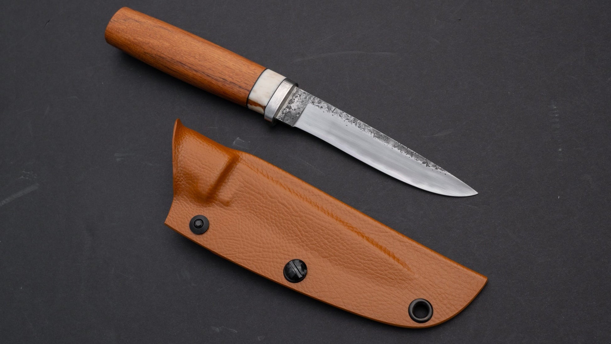 Kanatoko Outdoor Work Fixed Blade Red Oak Handle | HITOHIRA