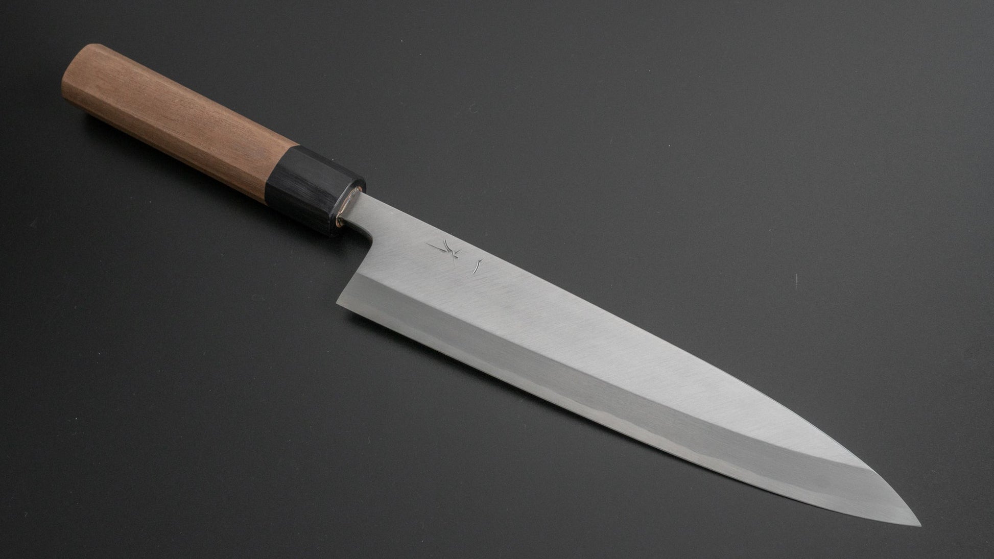 Hitohira Kikuchiyo Manzo White #3 Mioroshi Deba 210mm Walnut Handle (Saya) - HITOHIRA