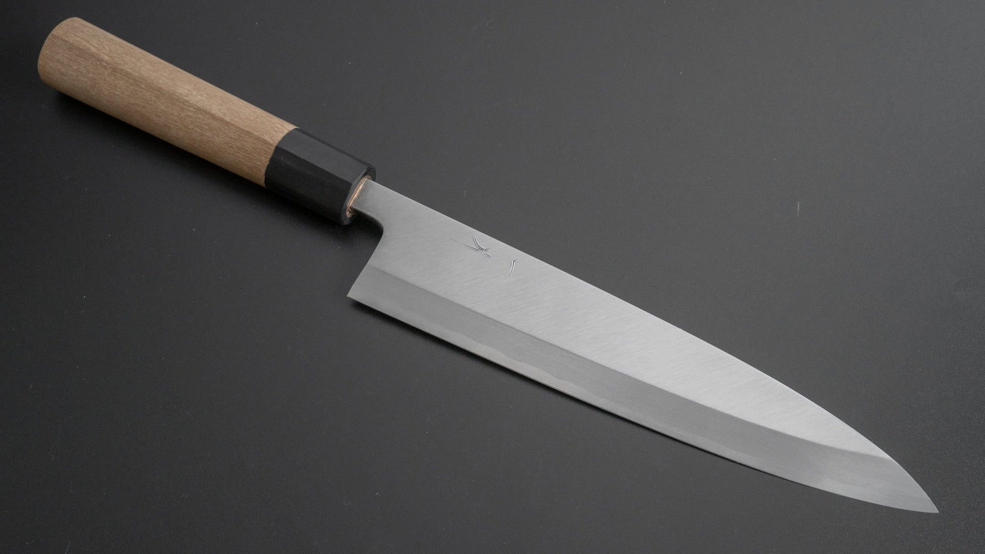 Hitohira Kikuchiyo Manzo White #3 Mioroshi Deba 210mm Ho Wood Handle (D-Shape) - HITOHIRA