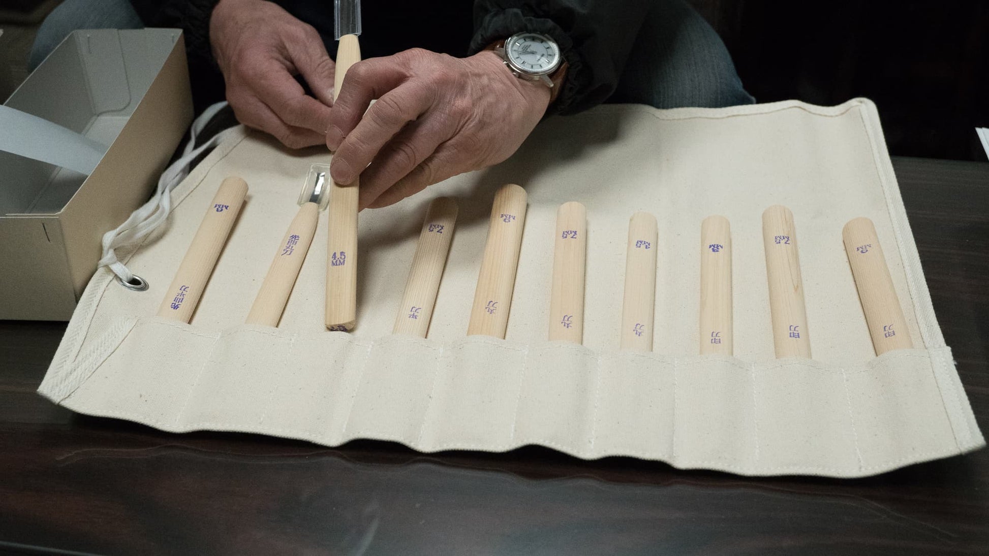 Morihei Kikuyu Cho-Koku-Tou Wood Carving Knife (10 Set) - HITOHIRA
