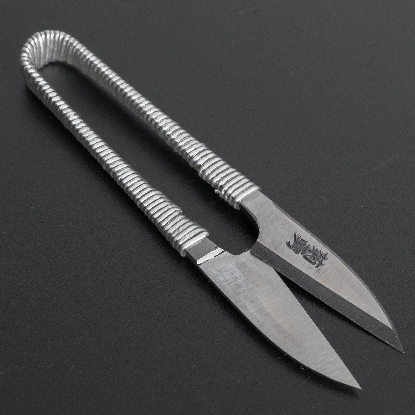 Morihei Kikuyu Nigiri Thread Shears 105mm - HITOHIRA